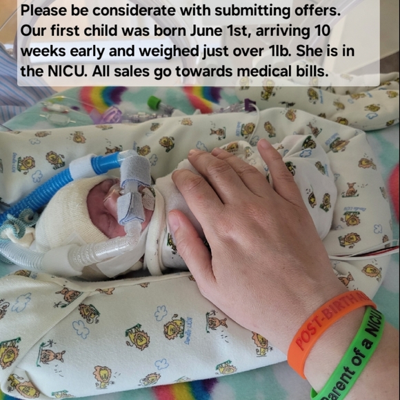 🌼Meet Posh Ambassador Ari🌼 - Picture 2 of 16